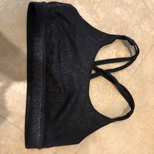 Lululemon sports bra